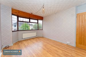 Bedroom- click for photo gallery